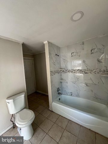 103 NEWELL AVE, Trenton, NJ 08618