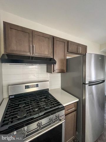 103 NEWELL AVE, Trenton, NJ 08618