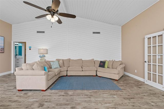 208 BATES AVENUE, Indian Rocks Beach, FL 33785