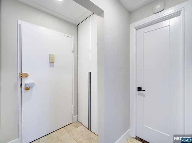 250 Gorge Road 29L, Cliffside Park, NJ 07010