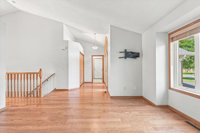 25706 18th Street W, Zimmerman, MN 55398