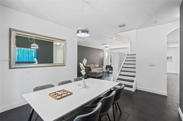 9777 SW 161st Pl, Miami, FL 33196