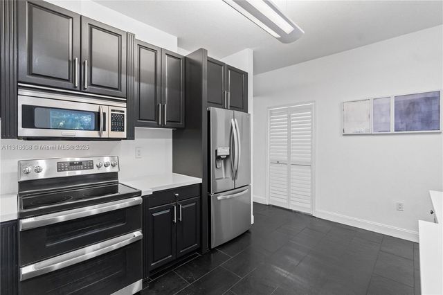 9777 SW 161st Pl, Miami, FL 33196