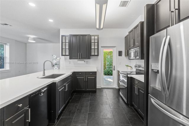 9777 SW 161st Pl, Miami, FL 33196