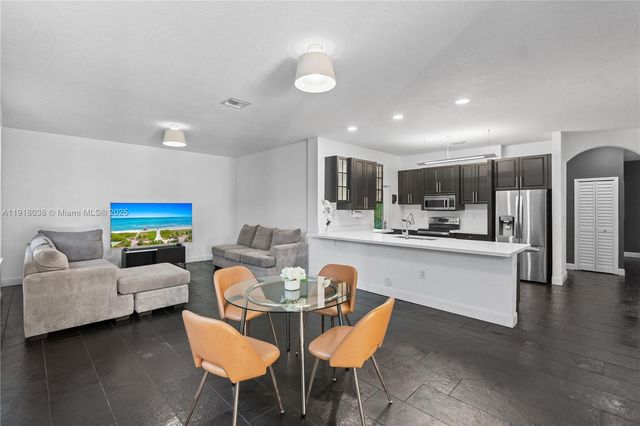 9777 SW 161st Pl, Miami, FL 33196