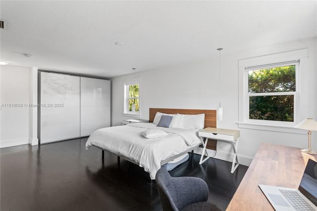 9777 SW 161st Pl, Miami, FL 33196