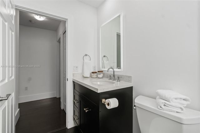 9777 SW 161st Pl, Miami, FL 33196