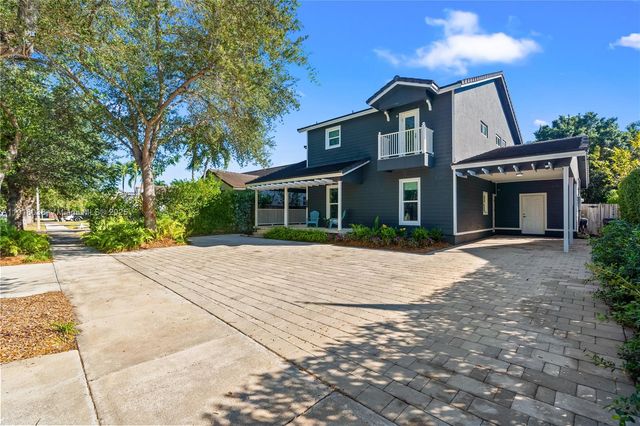 9777 SW 161st Pl, Miami, FL 33196