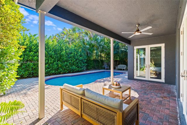 9777 SW 161st Pl, Miami, FL 33196