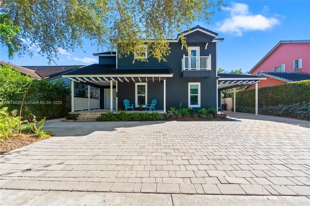 9777 SW 161st Pl, Miami, FL 33196