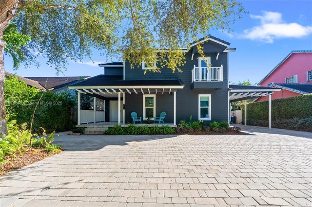 9777 SW 161st Pl, Miami, FL 33196