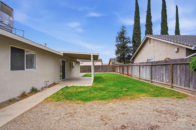 8239 Kapor, Hilmar, CA 95324