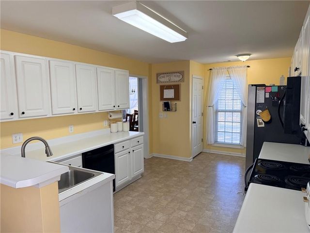 59 Indian Hills Drive, Rydal, GA 30171