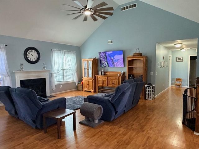 59 Indian Hills Drive, Rydal, GA 30171