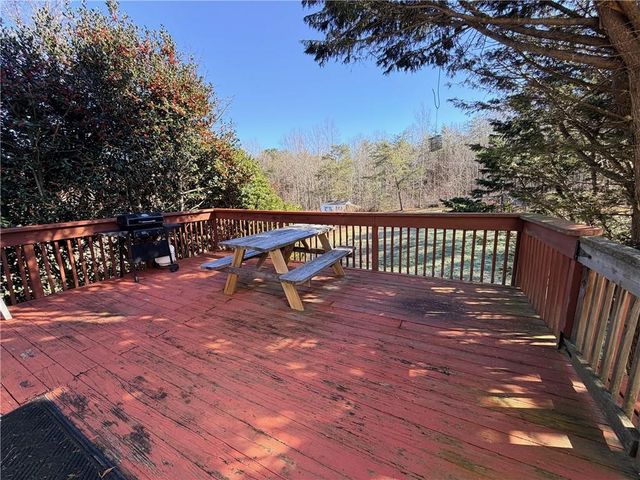 59 Indian Hills Drive, Rydal, GA 30171