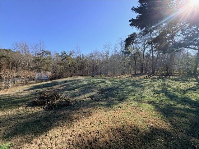 59 Indian Hills Drive, Rydal, GA 30171