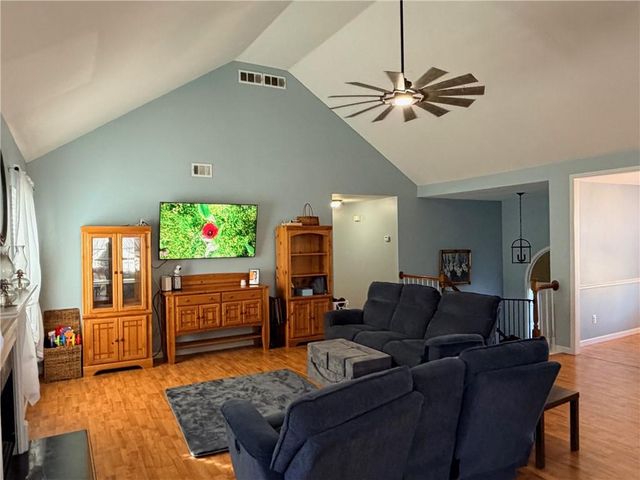 59 Indian Hills Drive, Rydal, GA 30171