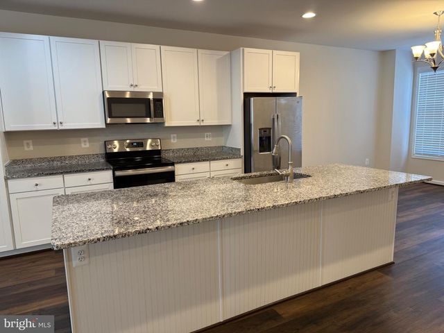 12107 BOWLING FARM CT, Fredericksburg, VA 22407