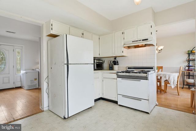 2028 CHATHAM DR, Bensalem, PA 19020