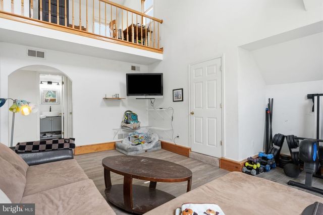 2028 CHATHAM DR, Bensalem, PA 19020