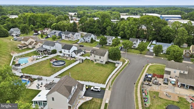 2028 CHATHAM DR, Bensalem, PA 19020