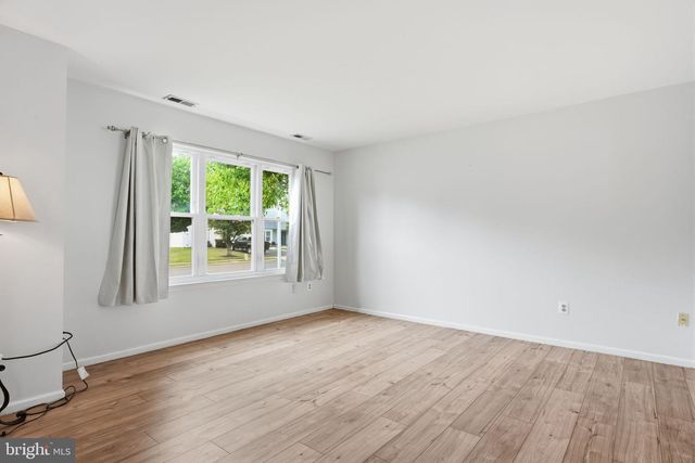 2028 CHATHAM DR, Bensalem, PA 19020