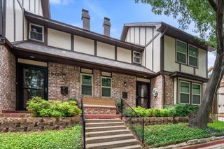 924 Chateau Valee Circle, Bedford, TX 76022