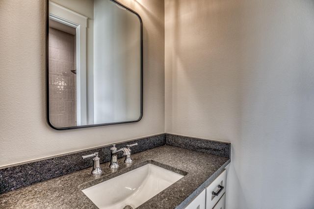 5501 Larkspur Lane, Chappell Hill, TX 77426