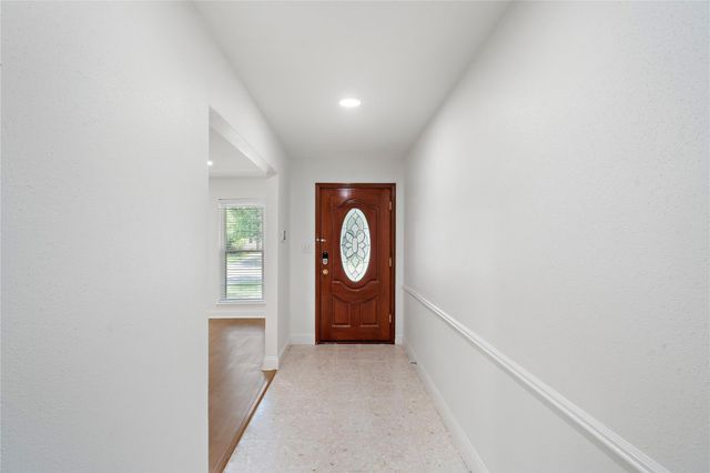 6007 Claridge Drive, Houston, TX 77096