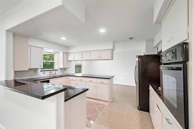 6007 Claridge Drive, Houston, TX 77096