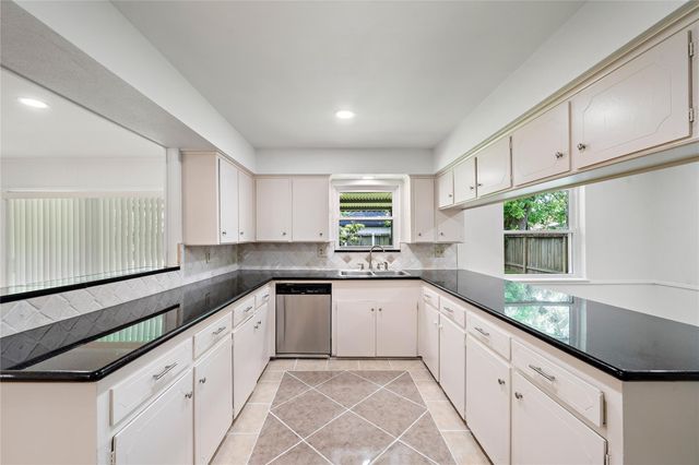 6007 Claridge Drive, Houston, TX 77096