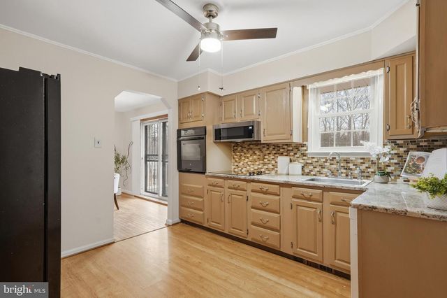 5253 BRISCOE FARM RD, Waldorf, MD 20601