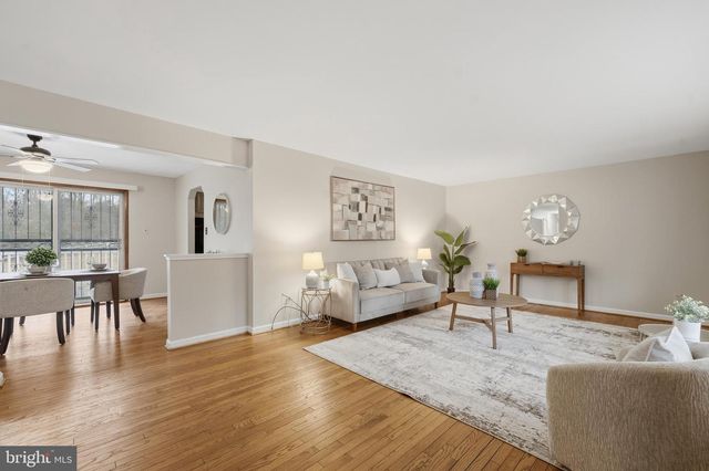 5253 BRISCOE FARM RD, Waldorf, MD 20601