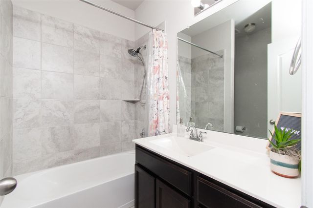 116 Salt Fork DR, Liberty Hill, TX 78642