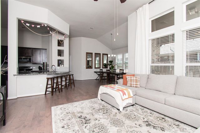 116 Salt Fork DR, Liberty Hill, TX 78642