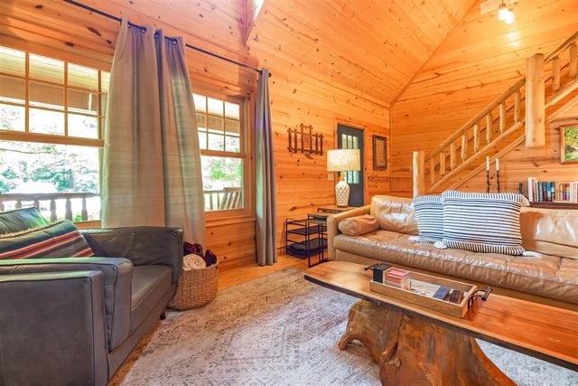 3561 Kingfisher Cove Drive 1, Saugatuck, MI 49453