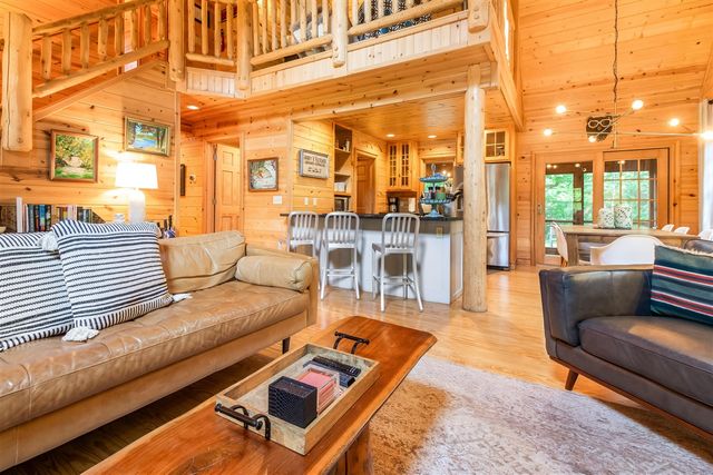 3561 Kingfisher Cove Drive 1, Saugatuck, MI 49453