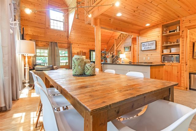 3561 Kingfisher Cove Drive 1, Saugatuck, MI 49453