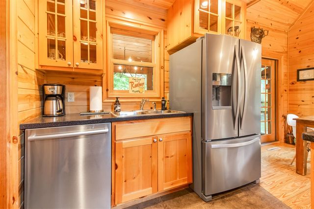 3561 Kingfisher Cove Drive 1, Saugatuck, MI 49453