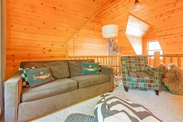 3561 Kingfisher Cove Drive 1, Saugatuck, MI 49453
