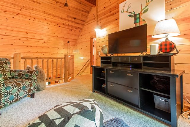3561 Kingfisher Cove Drive 1, Saugatuck, MI 49453