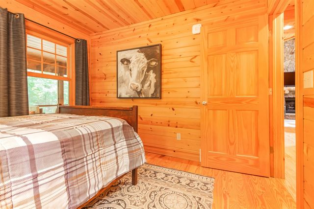 3561 Kingfisher Cove Drive 1, Saugatuck, MI 49453