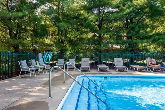 3561 Kingfisher Cove Drive 1, Saugatuck, MI 49453