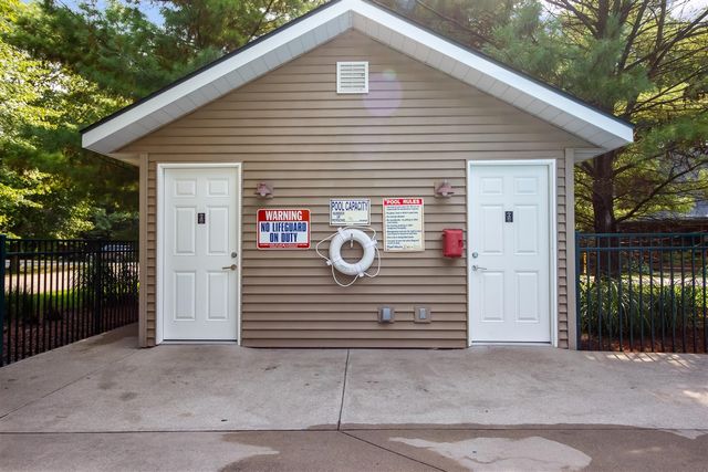 3561 Kingfisher Cove Drive 1, Saugatuck, MI 49453