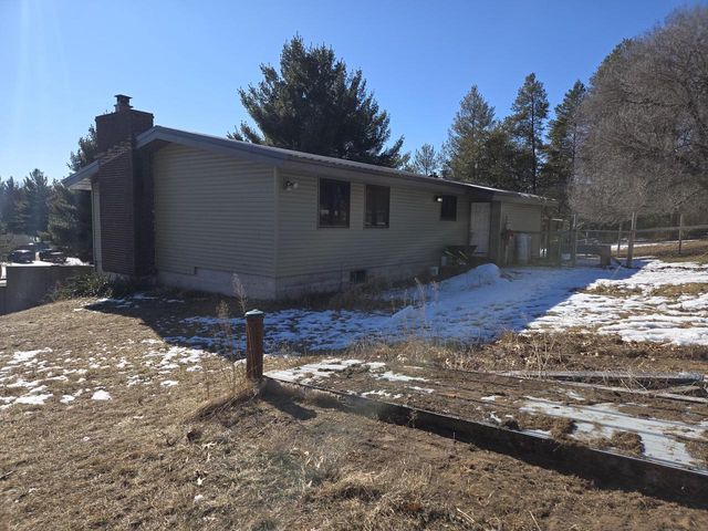 1352 Fern Lane, Wisconsin Dells, WI 53965