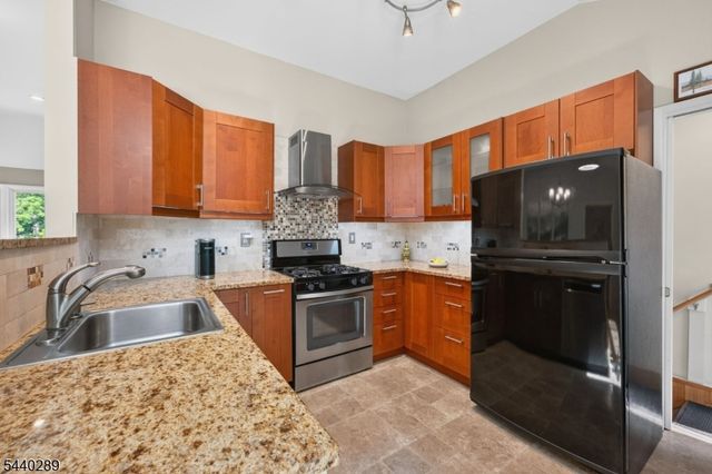 122 Runyon Ave, Piscataway Twp., NJ 08854