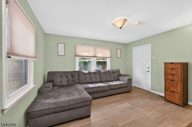 122 Runyon Ave, Piscataway Twp., NJ 08854