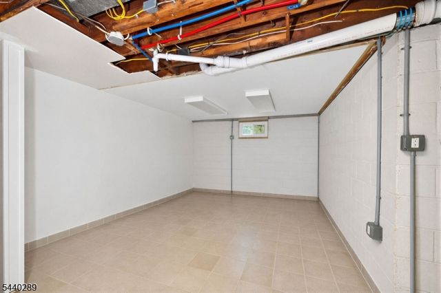 122 Runyon Ave, Piscataway Twp., NJ 08854