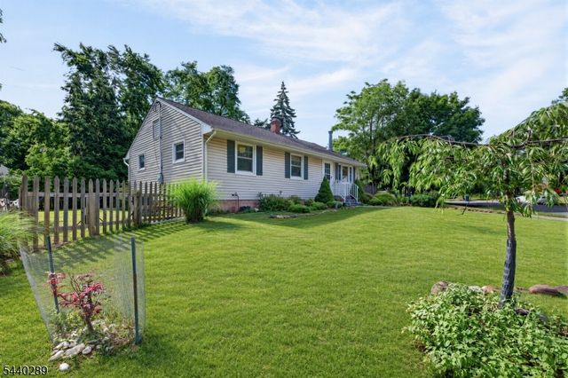 122 Runyon Ave, Piscataway Twp., NJ 08854