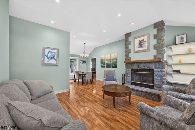 122 Runyon Ave, Piscataway Twp., NJ 08854